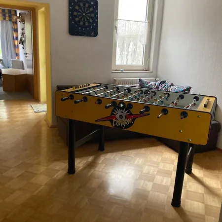 Premium Ruhiges Ganzes 90 M 2 Schlafzimmer Grosse Kueche Wohnzimmer